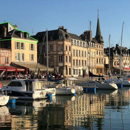 Lucarne Enchantee Honfleur Bagian luar foto